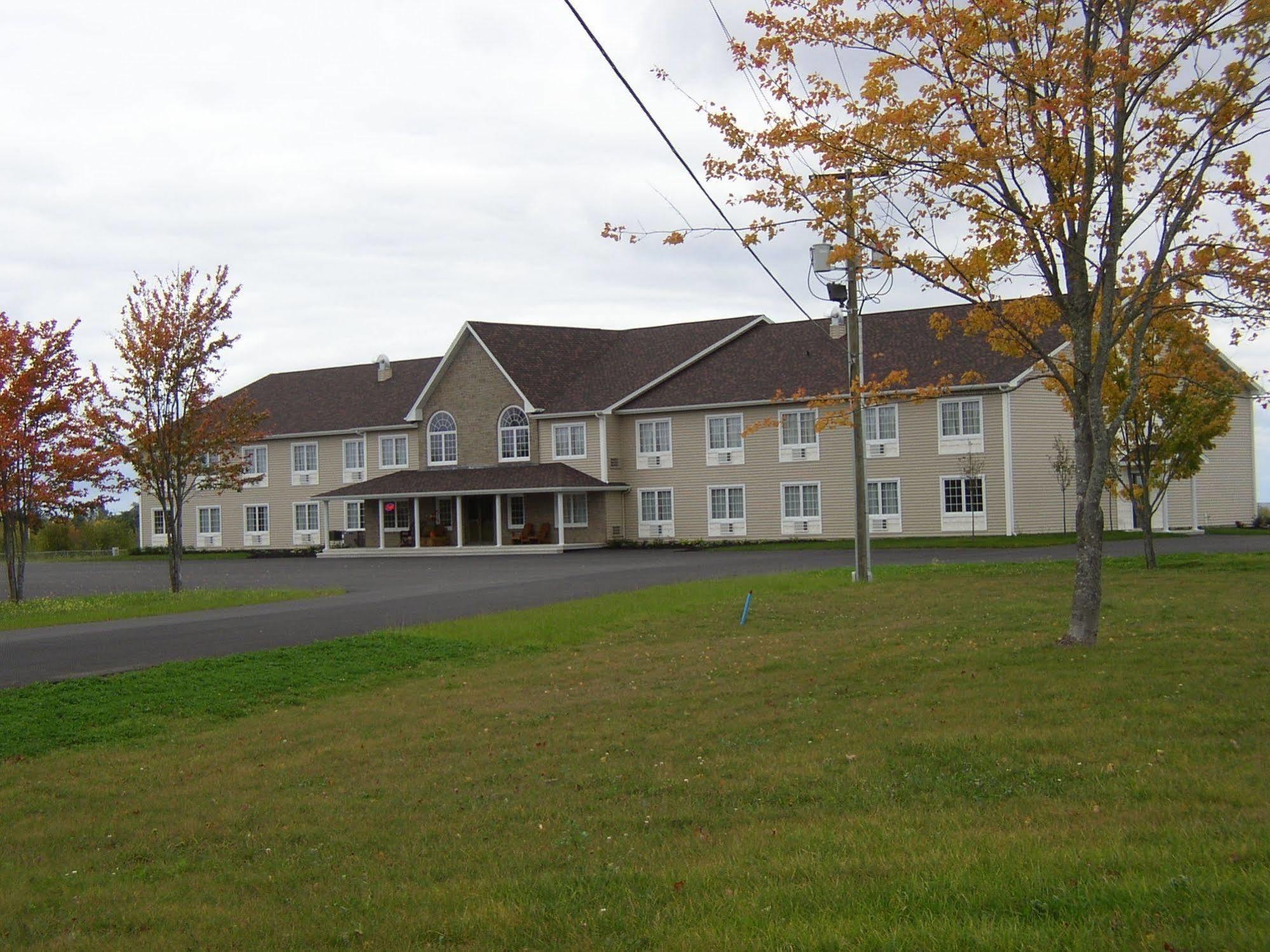 Auberge Bouctouche Inn & Suites ภายนอก รูปภาพ