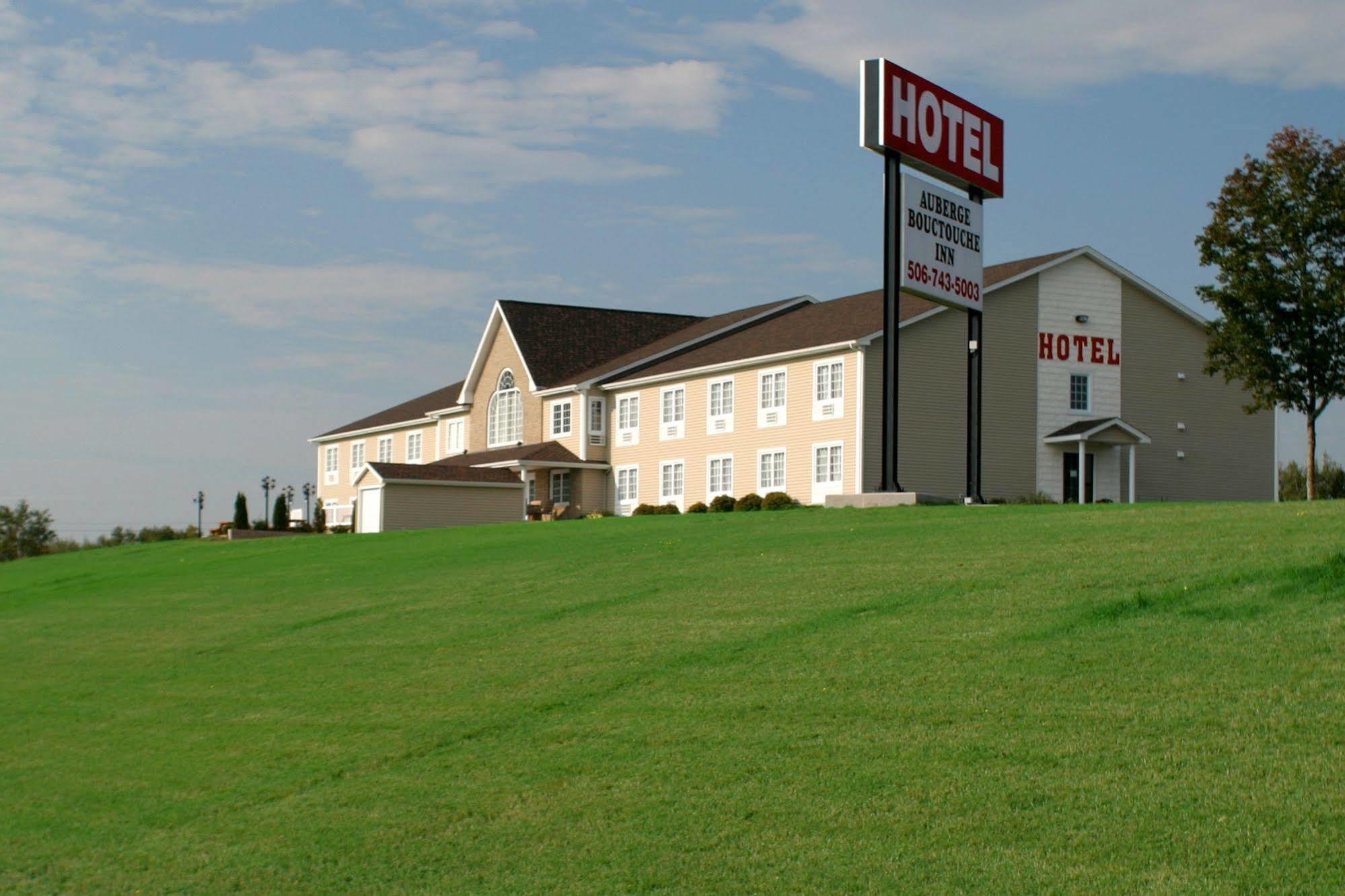 Auberge Bouctouche Inn & Suites ภายนอก รูปภาพ